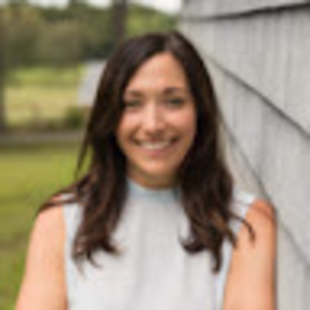 Meet your Posher, Caitlin